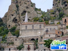 Assolutamente da vedere - Pentedattilo un paese fantasma